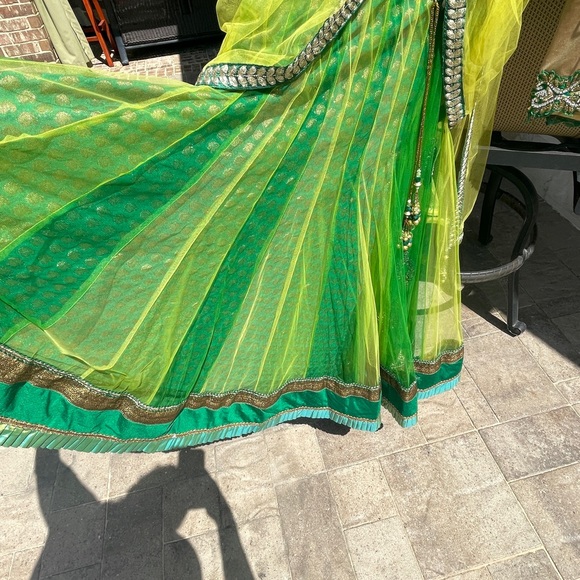 Beautiful custom costume - Picture 8 of 9